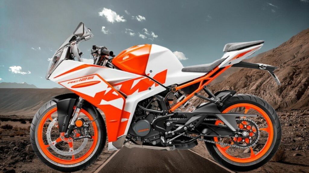 KTM RC 125 New Year Offers